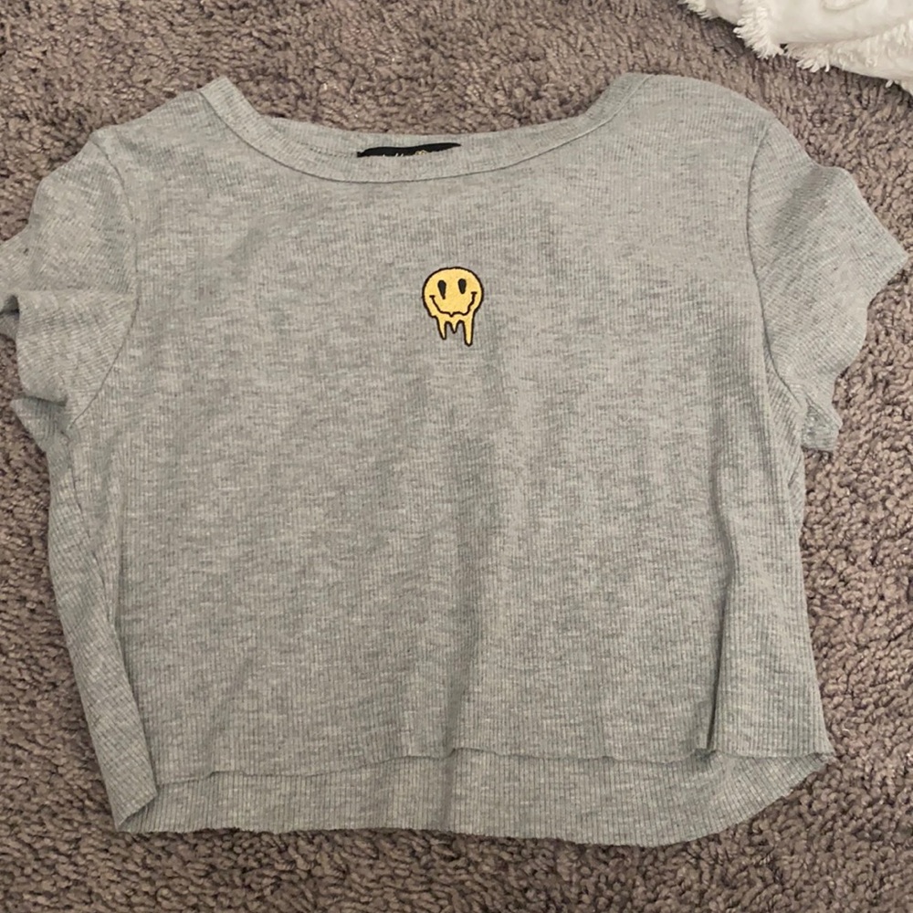 Gray cropped top with smiley face